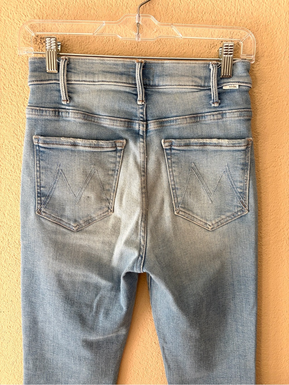 Mother The Hustler Ankle Jeans in California Cruiser 26 - Picture 5 of 11